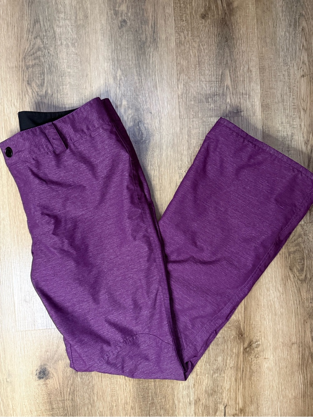 NWOT Volcom Pinto Snowboard Pant